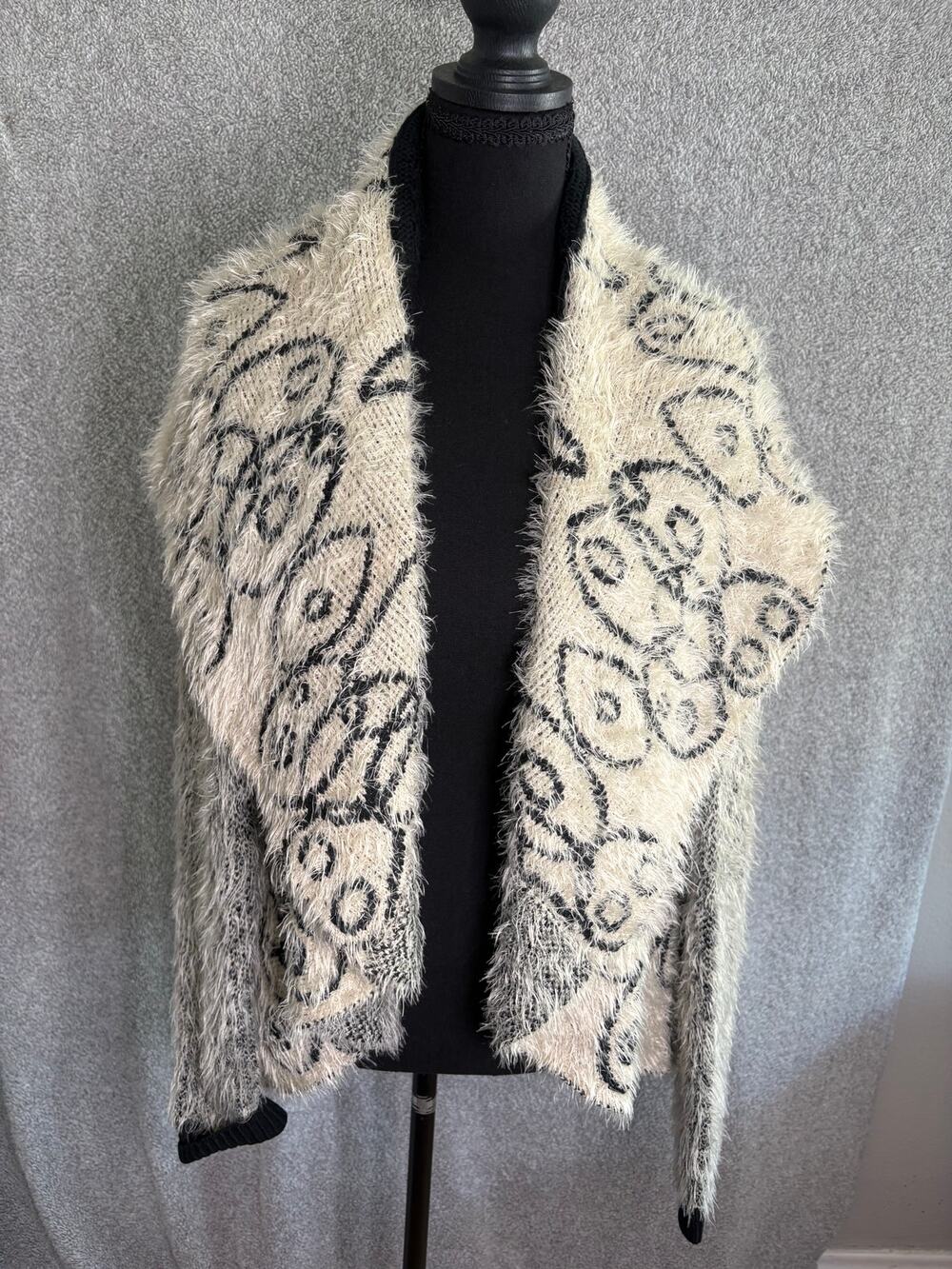 BKE Boutique L Eyelash Knit Paisley Cardigan Fuzzy Boho
